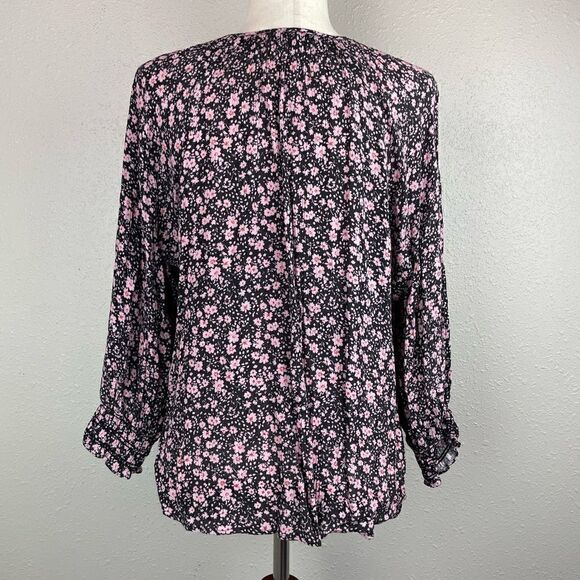 LUSH V-Neck Floral Top Size L EUC - Picture 5 of 7